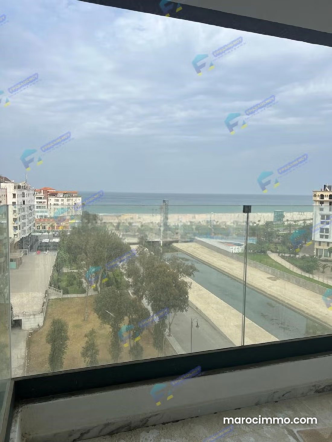 Sea and Mountain View Apartment in Malabata, Tangier — Tangier