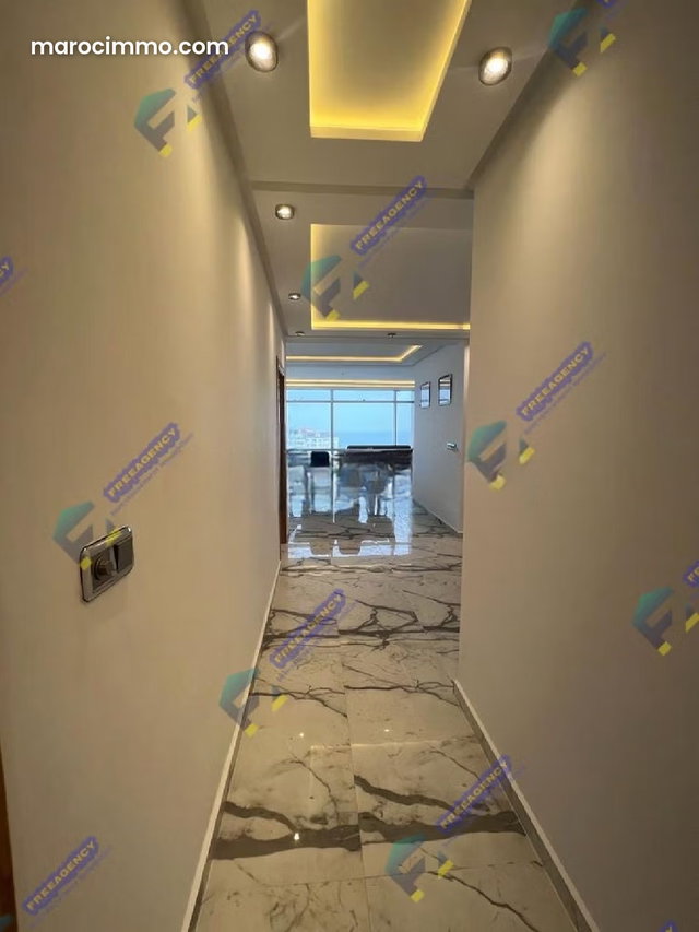 For Sale: 135m² Apartment in Malabata — 3