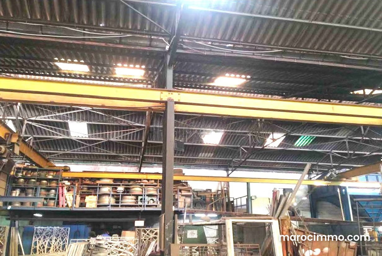 2,346 m² Commercial Property with Warehouses, Roches Noires, Casablanca — Casablanca
