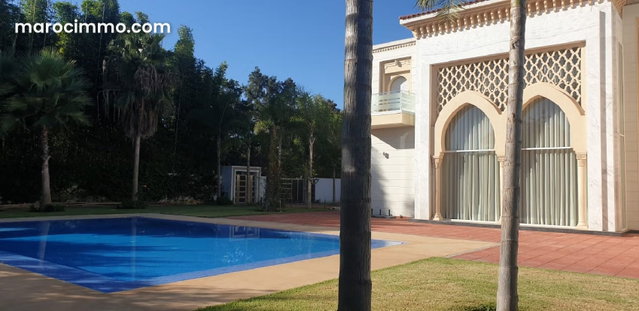 Vente villa comme un petit palais à souissi — 2