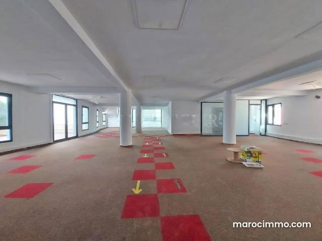 Office Space for Rent 640m2 in Sidi Maarouf, Casablanca — Casablanca