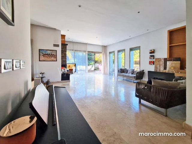 Location très belle villa 730m2 4chambres avec piscine, Bouskoura Ville verte — 3