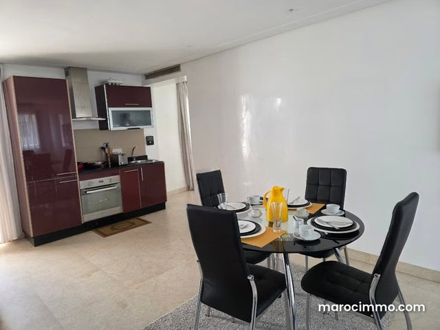 Appartement étage supérieur proche école Molière — 4