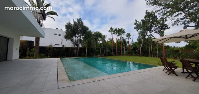 Villa neuve à souissi avec un grand jardin — 4