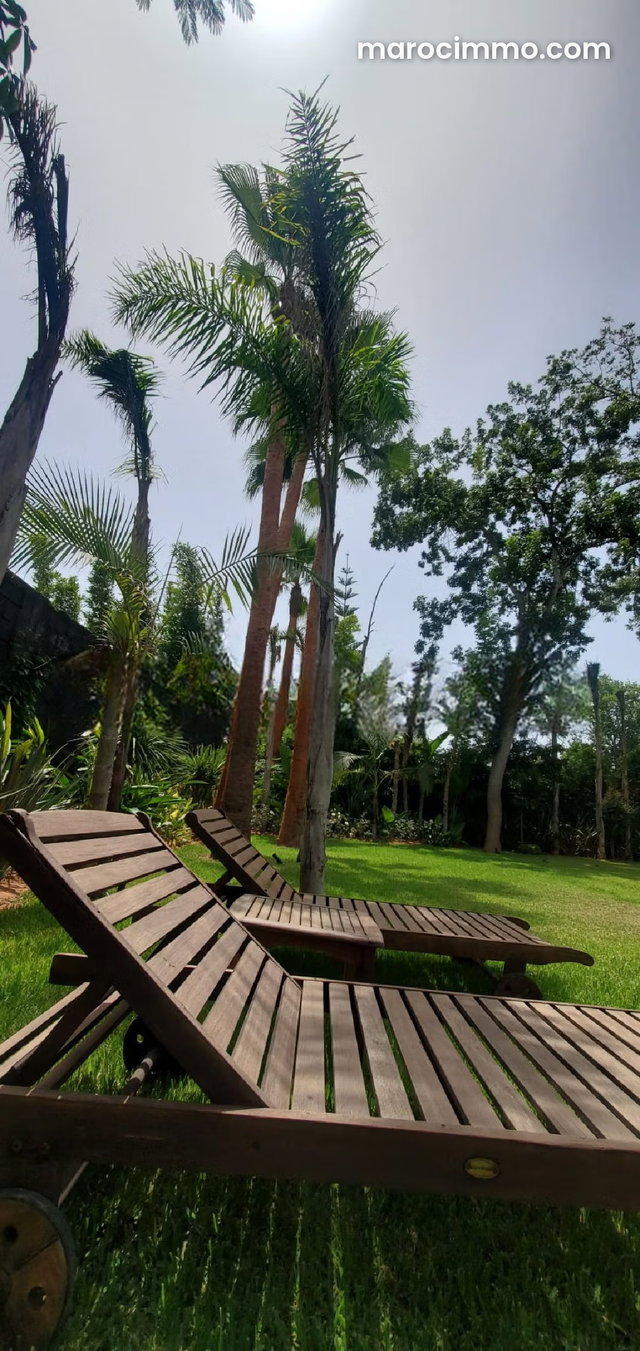 Villa neuve à souissi avec un grand jardin — 3