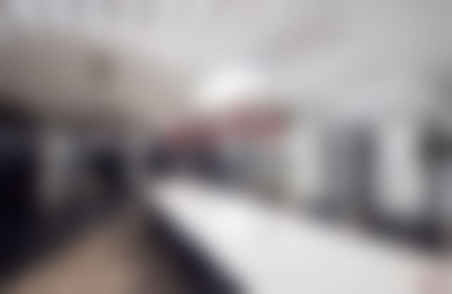 فضاء تجاري فسيح للبيع بحي C.I.L في الدار البيضاء — الدار البيضاء