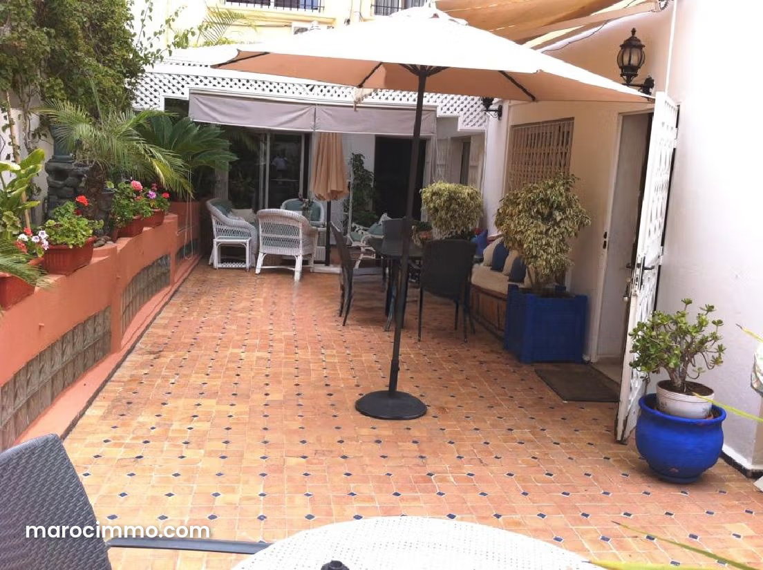 180 m² Apartment with Large Terrace in Racine, Casablanca — Casablanca