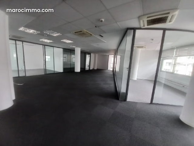 Bureau 433 M² en location en plein Centre Ville — 5