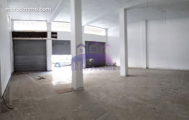 Local de 156m² à louer à TANGER Dradeb — طنجة