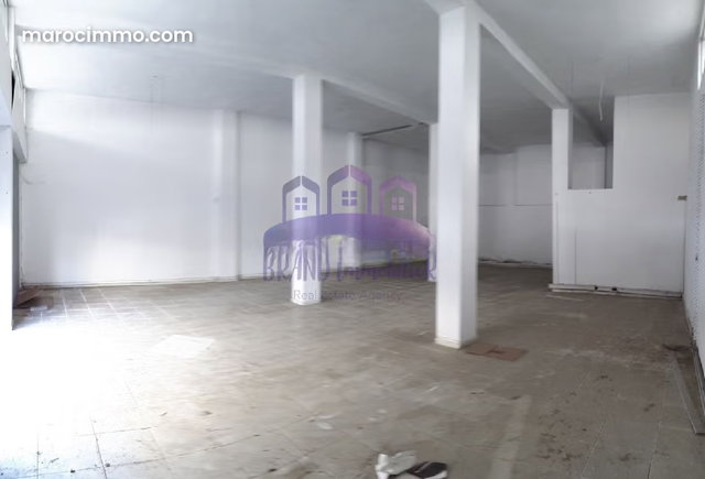 Local de 156m² à louer à TANGER Dradeb — 2