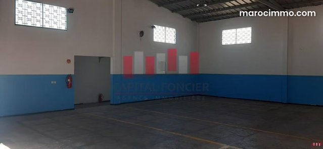 Entrepot pour stockage d une surface de 375 m a la location zone industrielle bernoussi ain sebaa — 2