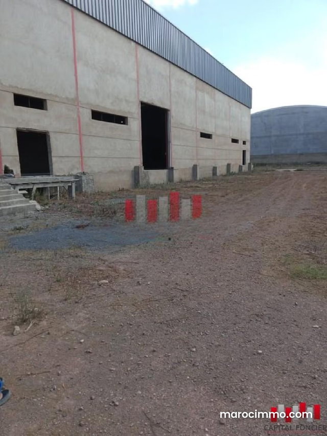 Usine industrielle aux normes internationales de 9500 m au sein de la zone industrielle de sidi maarouf idéal pour la logistique — 2