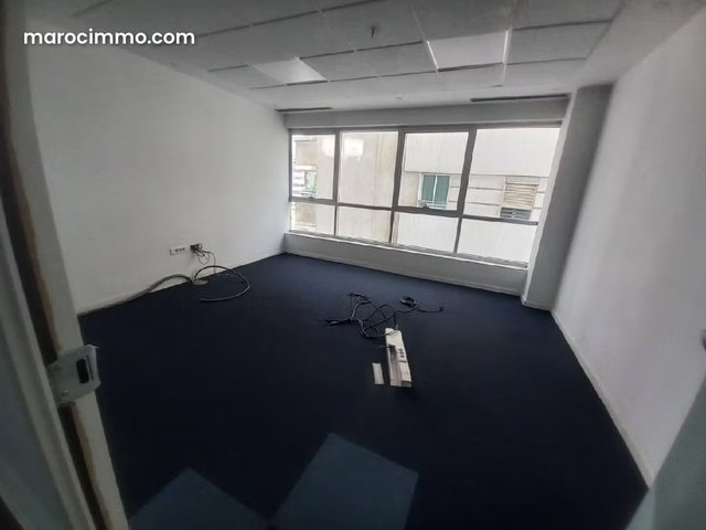 Bureau 700 M² En Location Boulevard D'Anfa — 5