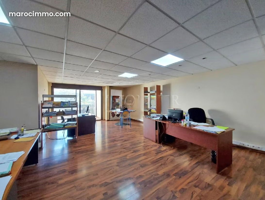 179 sqm office with terrace for rent in Racine, Casablanca — Casablanca
