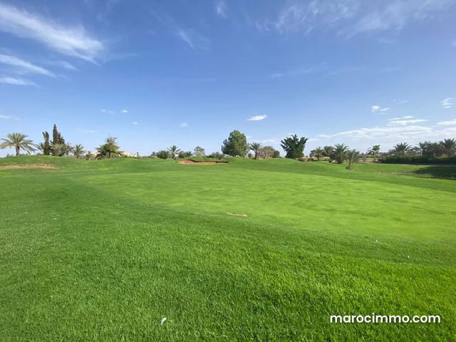Superbe terrain à vendre — Marrakech