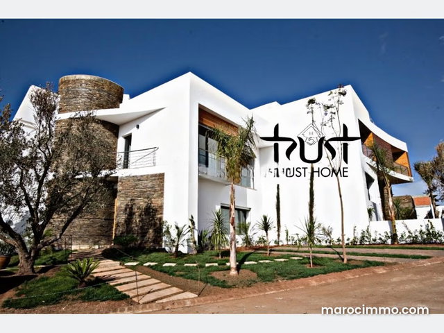 Sublime villa HS à louer à Ain Diab — 3