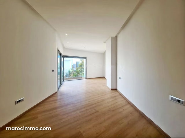 Location très belle villa contemporaine 3chambres avec piscine Ville verte Bouskoura — 5