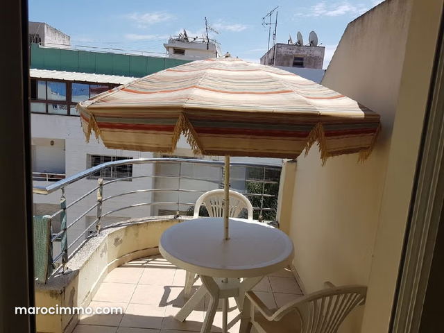 Bel appart 2p meublé avec terrasse à agdal — Rabat