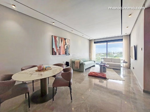 Location luxueux appartement meublé moderne 2chambres avec terrasse et vue mer, Anfa — 2