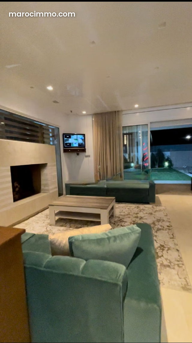 Très belle villa golf cgi — 4