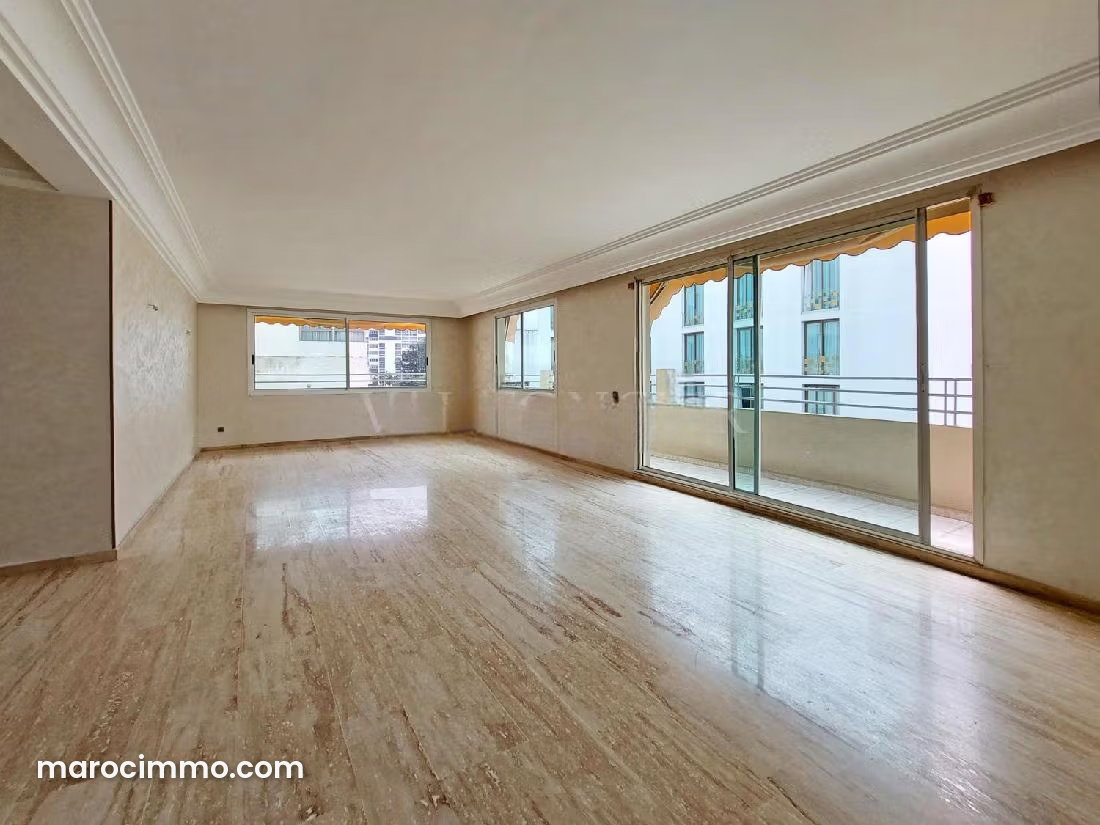 200 m² Apartment, 3 Bedrooms with Terrace, Racine, Casablanca — Casablanca