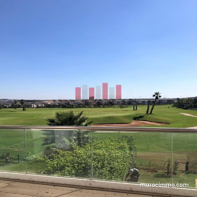 Magnifique appartement / front golf / 3 chambres/bouskoura — 2