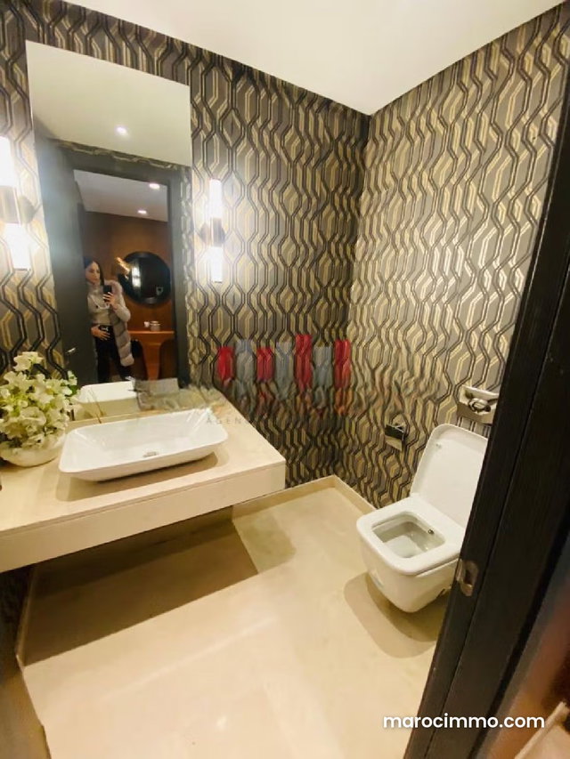 Sublime Ground Floor Ain Diab — 3