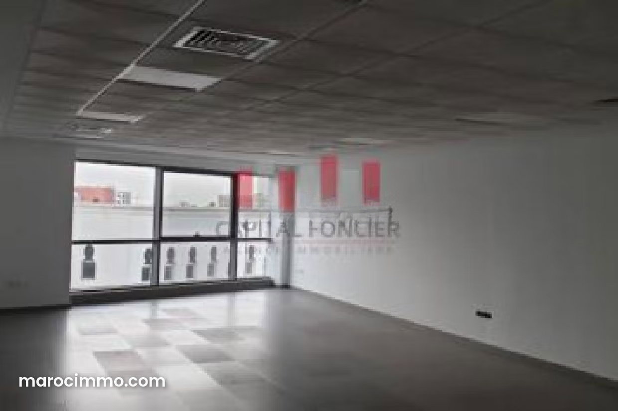 New 72 sqm office with parking, Ain Sebaa, Casablanca — Casablanca