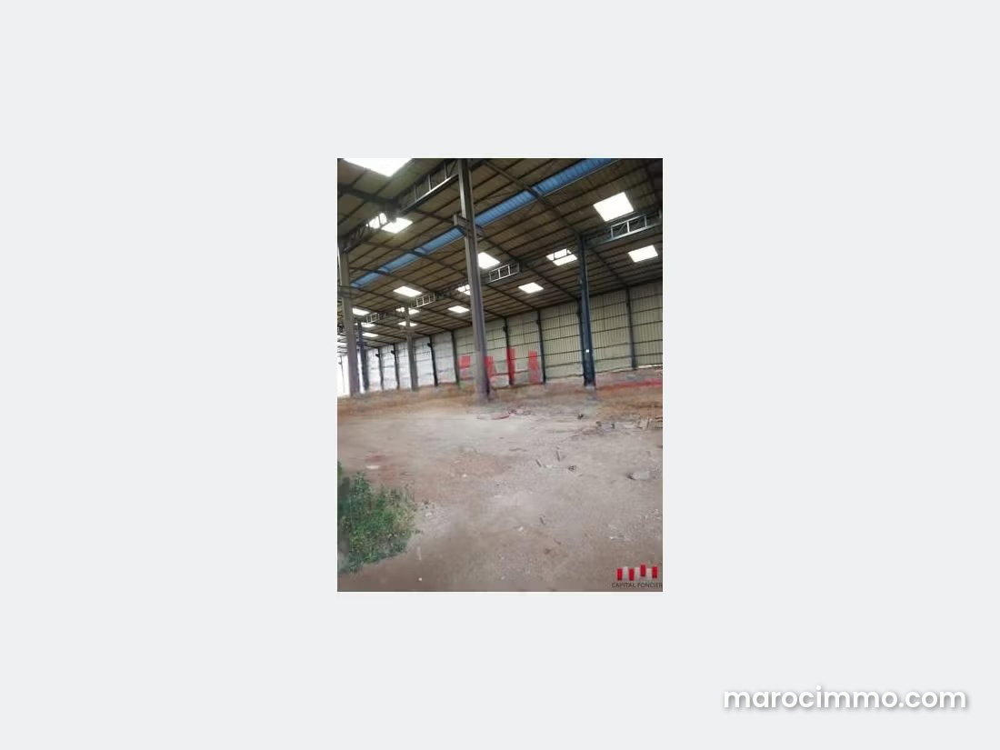 Local industriel 7000 m² sur 10000 m² de terrain à Ain Sebaa — Casablanca