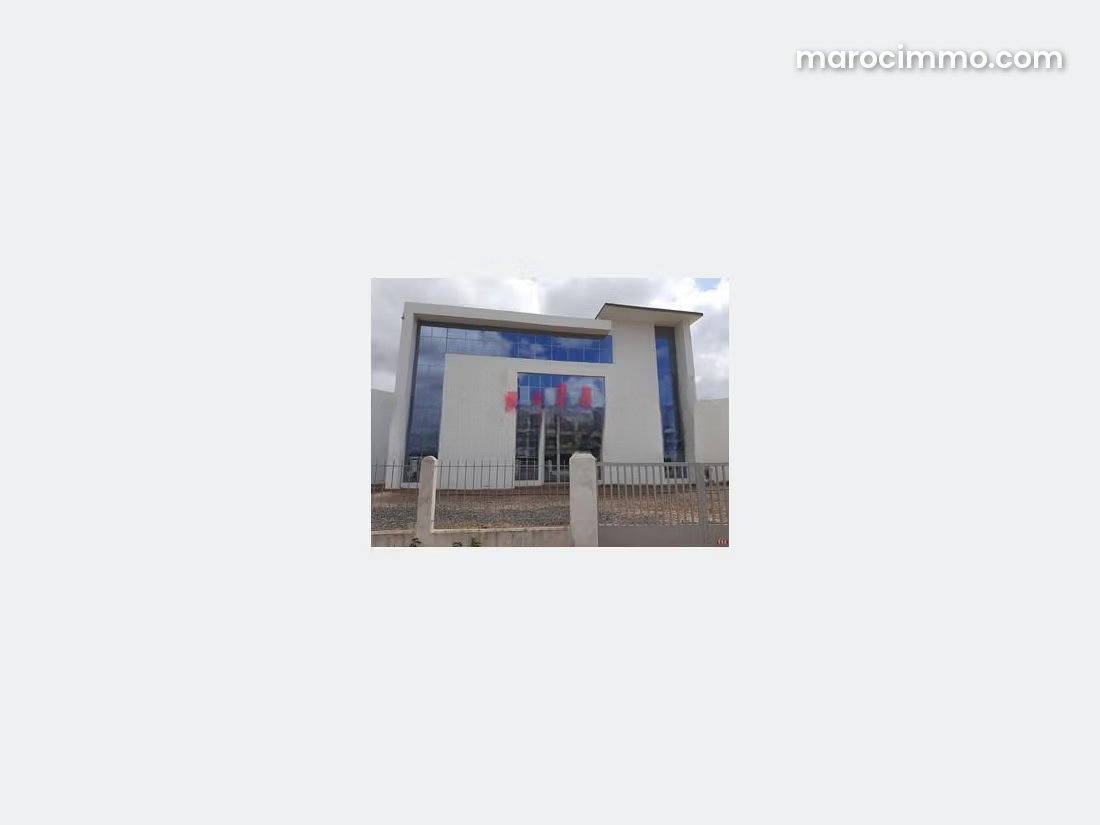 12,068 sq m Commercial Premises, Franceville, Casablanca for Sale — Casablanca