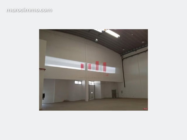 Site industriel de 2640 m2 idéal pour la logistique a ain sebaa a la location — 3