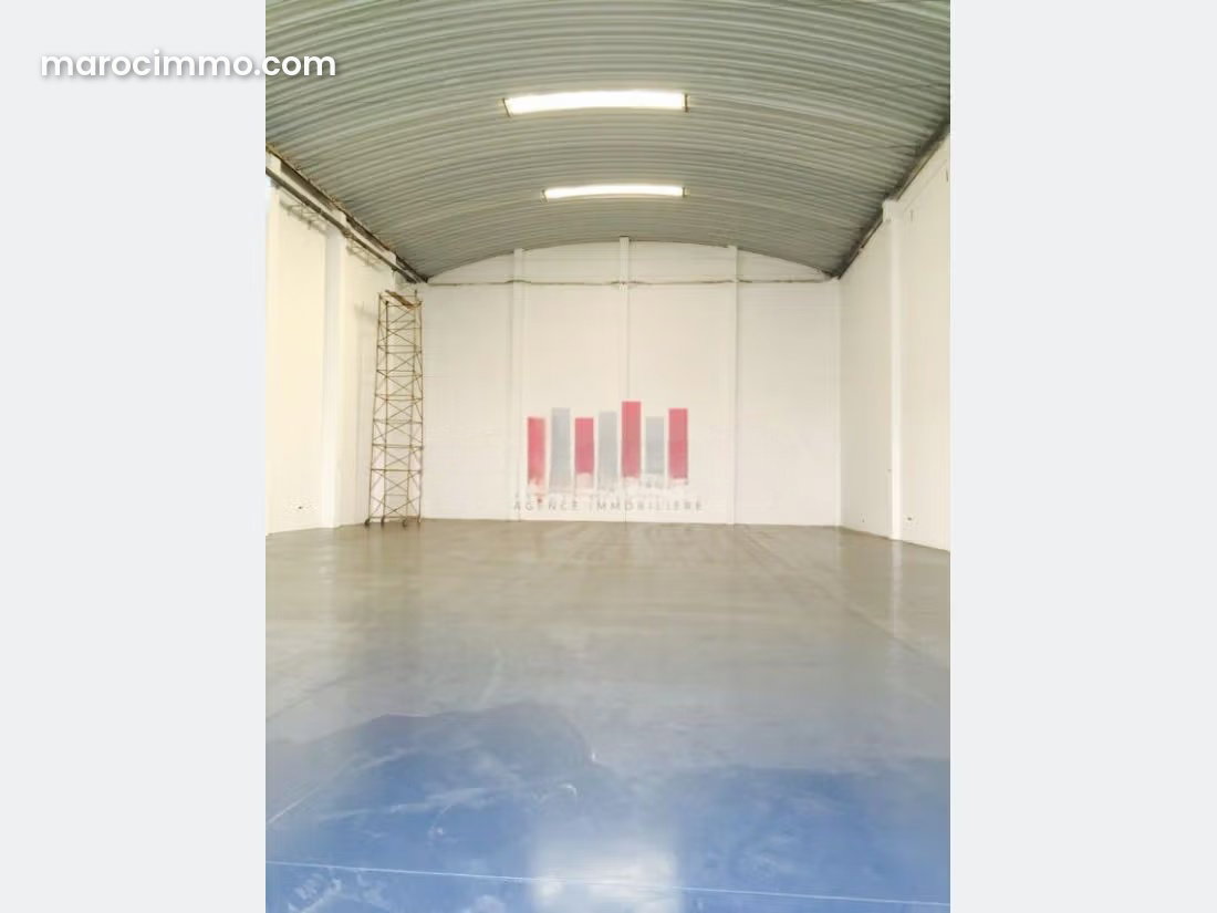 850 m² Commercial Premises, Bouskoura Centre, Industrial Zone — Bouskoura
