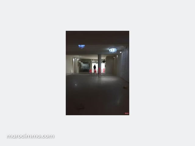 Local commercial 720m2 à la location Avenue Tantan — Casablanca