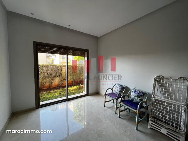 Rez jardin 2 ch /bouskoura/ jardin et piscine — 4