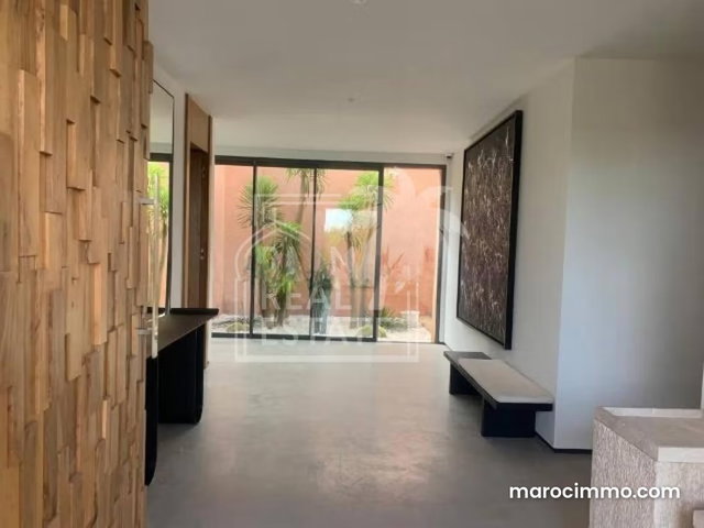 Top Deal Luxury Ground-Floor Villa for Sale — 3