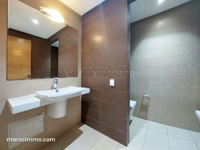 Location appartement 203m2 meublé moderne avec terrasse sans vis à vis Gauthier, Casablanca — 5