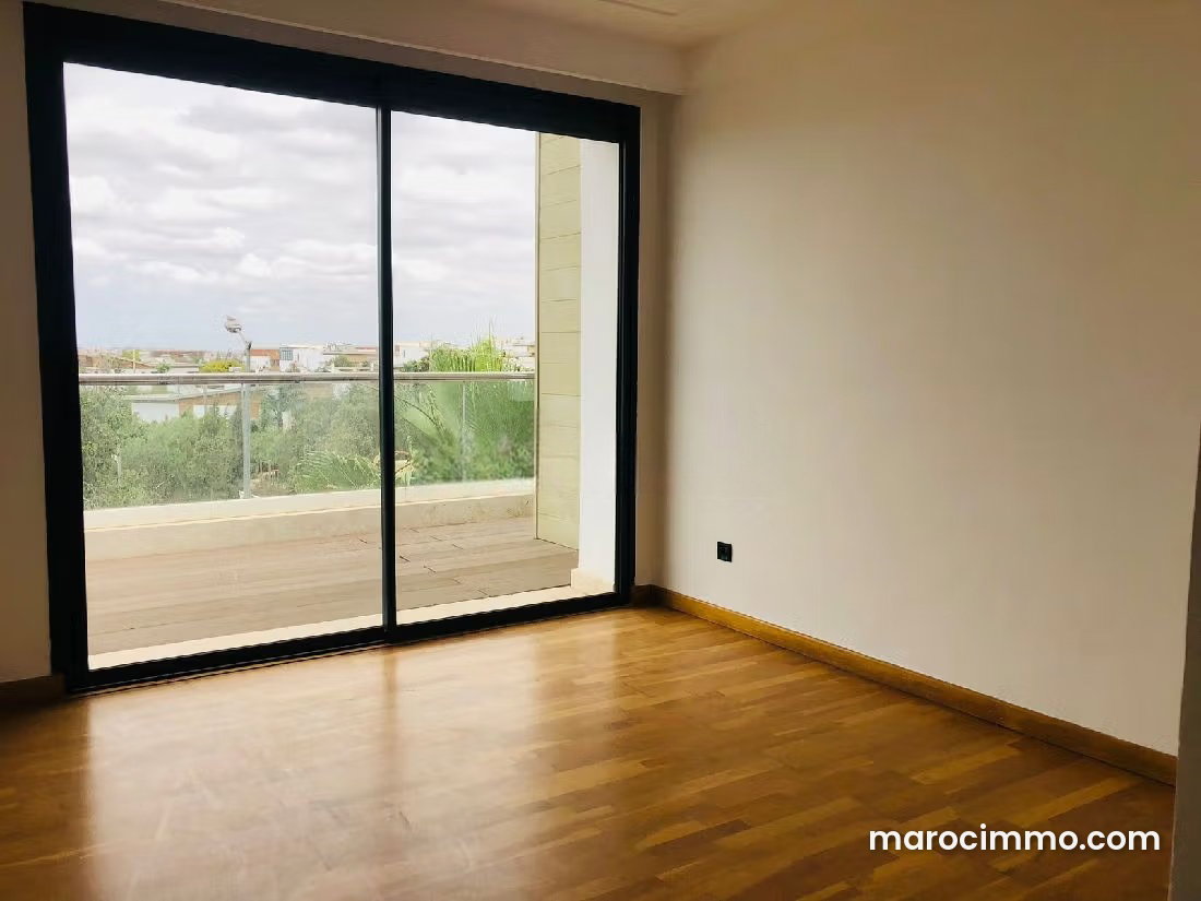 Appartement 130 m² avec terrasse à Ville Verte Bouskoura — Bouskoura
