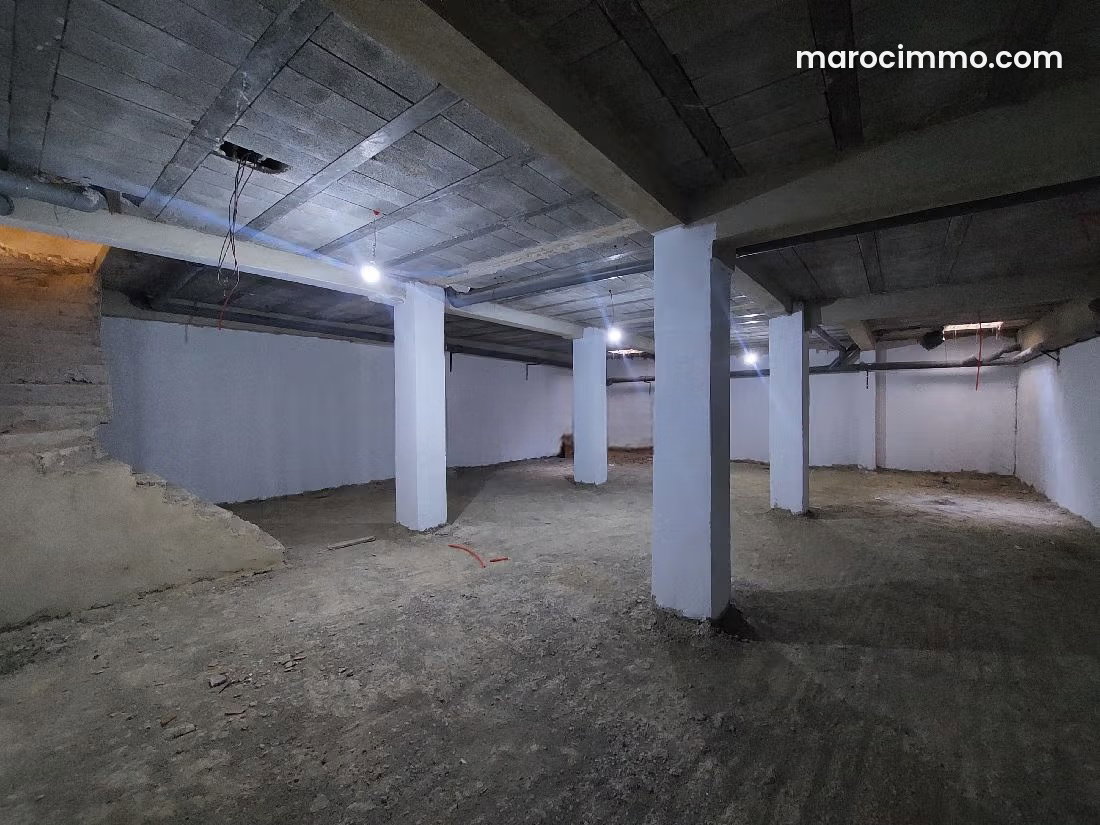 118 m² Commercial Premises in Marjane 2, Meknes, with Garage — Meknes