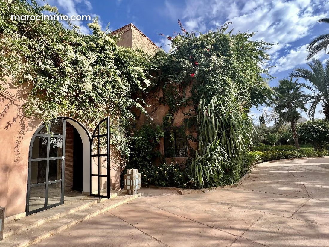 Exceptional 1,100 m² Villa on 7,000 m² of Grounds, Amelkis, Marrakech — Marrakesh