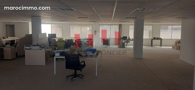 Exclusivité Unité industrielle de 2440 m2 de surface exploitable a la location dans la zone industrielle de bouskoura oulad saleh — 2