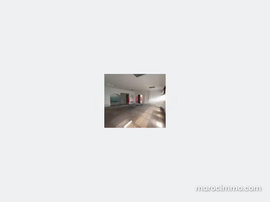 Immeuble professionnel 2160 m² à vendre, La Gironde, Casablanca — Casablanca