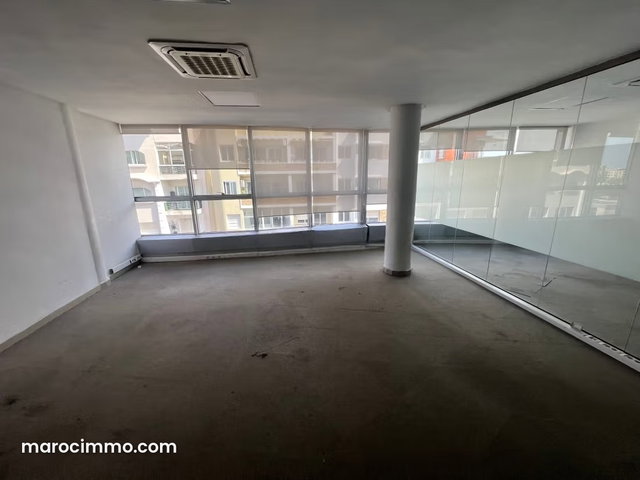 Premium Office Location in Golden Triangle — 4