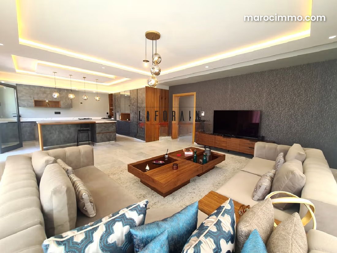 410 m² Villa with Pool, Casablanca Road, Marrakech — Marrakesh