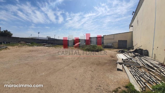 Usine industrielle de 3.800 m de surface de terrain en plein zone industrielle de Ain Sebaa a la vente — 4