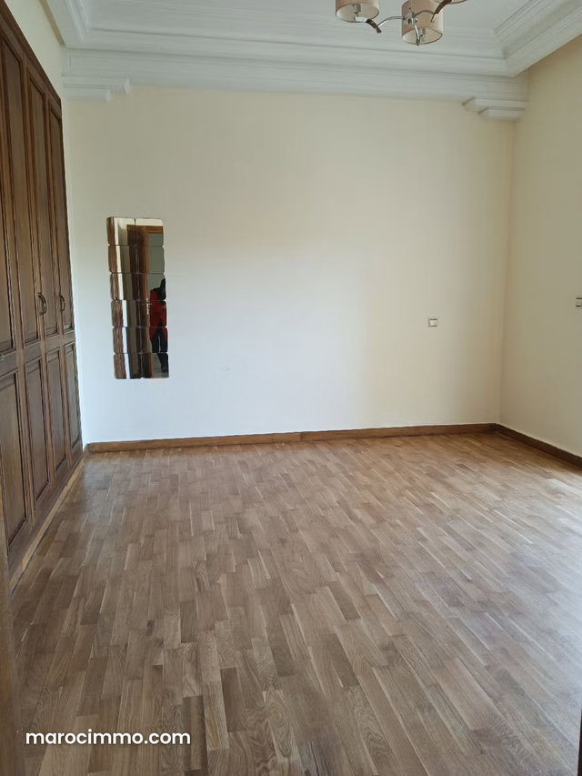 Villa vide a la location a ain diab 35000DH — 5