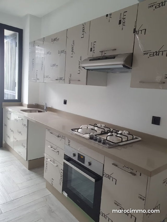 Joli appartement vide à louer à CFC — 4