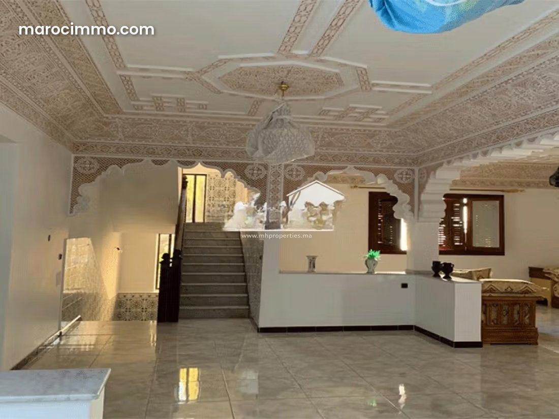 5-Bedroom Villa for Sale in Wilaya, Tetouan, 274 m² — Tetouan