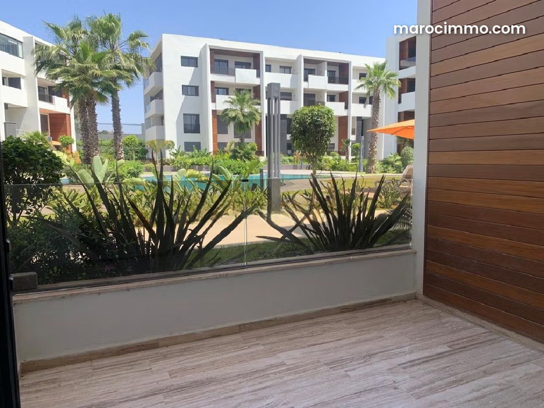 Duplex rez, de, jardin avec piscine à Bouskoura centre — Bouskoura