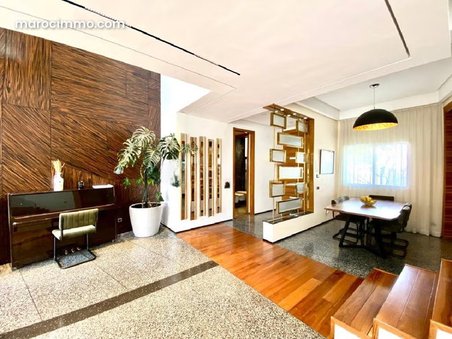 Superbe villa d'architecte de 250 m² à la vente — 2