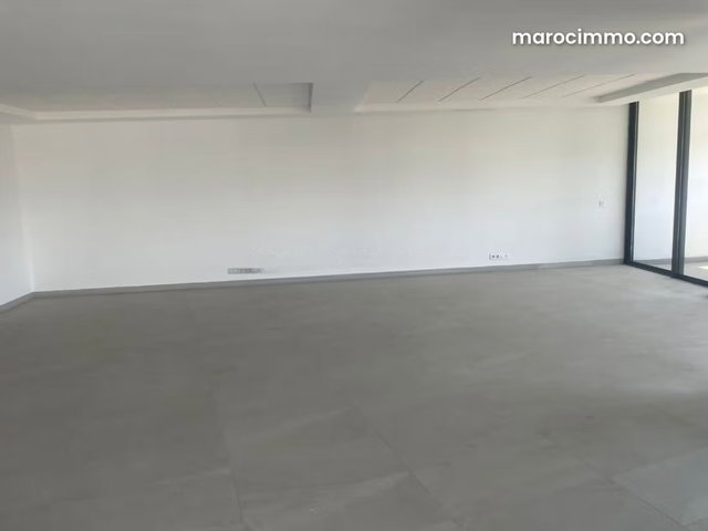 PLATEAU BUREAU moderne 130 m2, à louer, — 2
